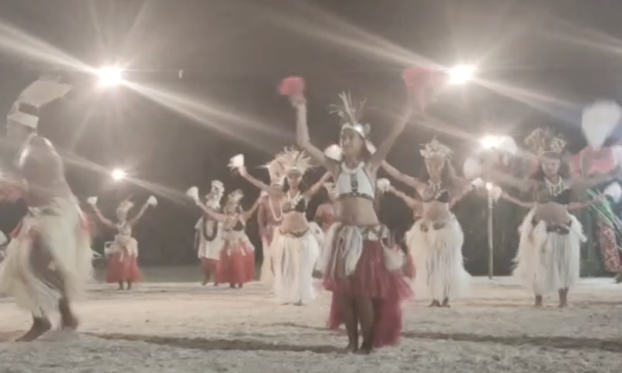 Manihi dance